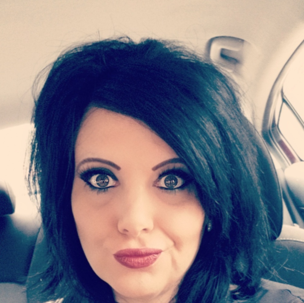 Meet your Posher, Mandy